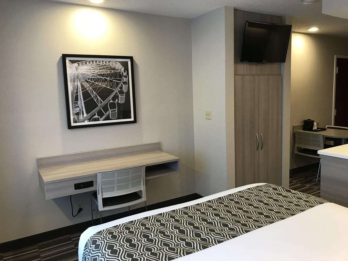 Microtel Inn & Suites By Wyndham Atlanta Buckhead Area Exterior foto